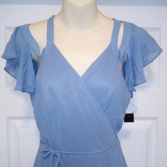 🆕 Lulu's 👗 Size SMALL 💠Cold shoulder 💙🛑 🛑🛑🛑🛑🛑Sold out🛑🛑🛑🛑 - Picture 8 of 14